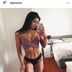 Alphalete Women’s Wrap Around Sports Bra - Mauve